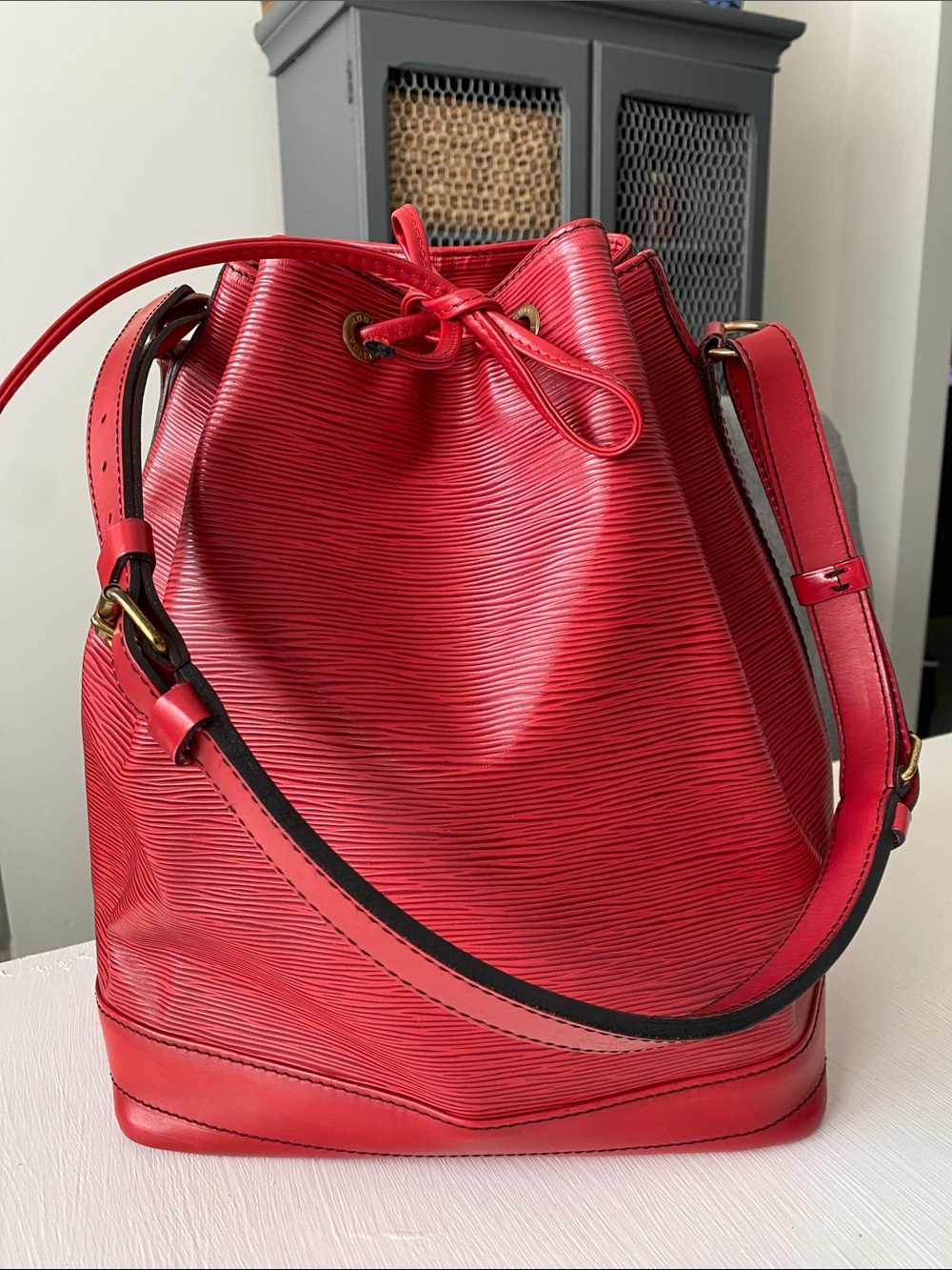 Louis Vuitton Red Epi Leather Noe GM Like New with COA 1992 Pristine Condition - Picture 3 of 16
